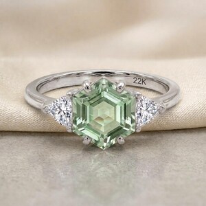 Emerald Cut Green Amethyst Ring 3 Stone Silver Trillion Prasiolite Engagement Ring, Mint Green Statement Ring, Vintage Silver Bridal Jewelry