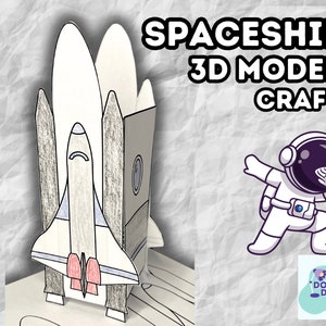 Peut inclure: Un modèle 3D imprimable d'un vaisseau spatial, avec un astronaute de dessin animé dans une combinaison spatiale blanche faisant un dab. Le texte "SPACESHIP 3D MODEL CRAFT" est en haut de l'image. Le texte "DOODLE'S DESIGN DESK" est en bas de l'image.