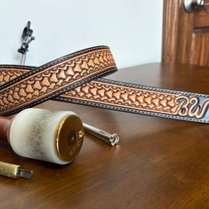 CUSTOM LEATHER BELT / Beautiful Hand Tooled / Tri weave design / Full Grain Leather / Western Leather Belt / * Made To Order *