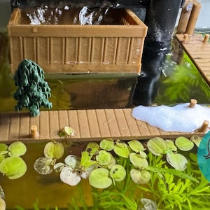 Albero di Natale e decorazioni innevate per acquari: decorazioni invernali