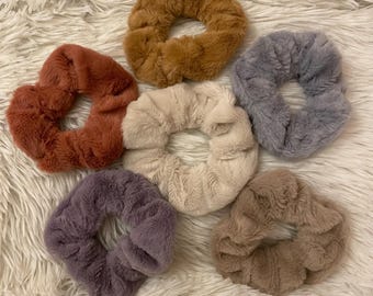 Soft Fluffy Scrunchies (Winter Scrunchies)