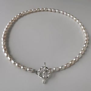Sterling Silver Toggle Clasp Pearl Necklace, Baroque Pearl Necklace, Dainty Bridal Jewelry, Freshwater Pearl Jewelry Bridesmaid Pearl choker