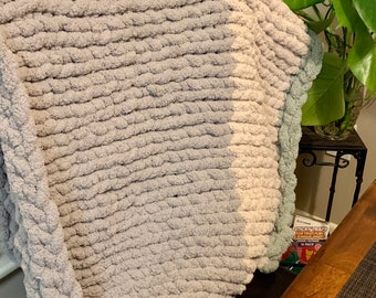 Chunky knit blanket (throw)