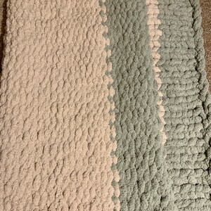 Chunky knit blanket image 4