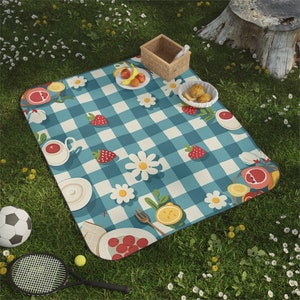 Waterproof Gingham Picnic Blanket | Roll Up Camping Mat, Foldable Beach Mat, Large, Soft, Travel, Summer, Family, Lightweight, Portable