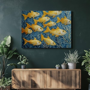 Impressão em tela Golden Trevally - Pintura vibrante de peixes subaquáticos para decoração de casa costeira - Pôster de arte exclusivo sobre a vida marinha