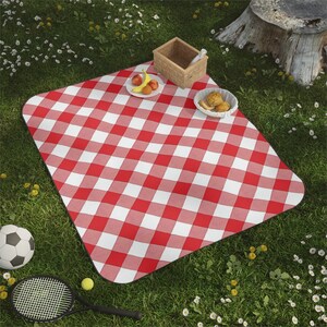 Waterproof Gingham Picnic Blanket | Roll Up Camping Mat, Foldable Beach Mat, Large, Soft, Travel, Summer, Family, Lightweight, Portable