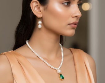 Collar de cristales y perlas con pendientes