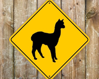 Alpaca Crossing Sign: Rustproof Outdoor Farm Decor (27x27cm)