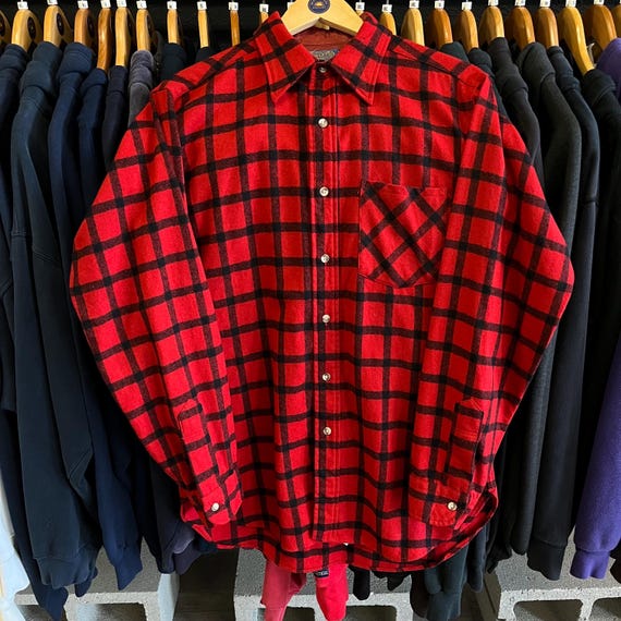 True Vintage 1970’s Pendleton Wool Button Down Ov… - image 1