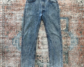 Vintage 80's Levis 501 USA Made Stonewashed Light Wash Jeans—32x32