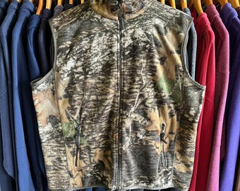 Vintage 00’s Camo Fleece Vest- Sz Lg