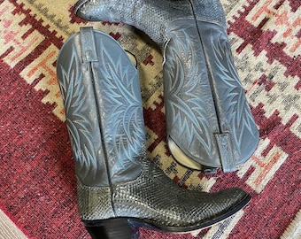 Vintage 70s/80s Exotic Snakeskin Python Leather Western Cowboy Boots- Sz 8M