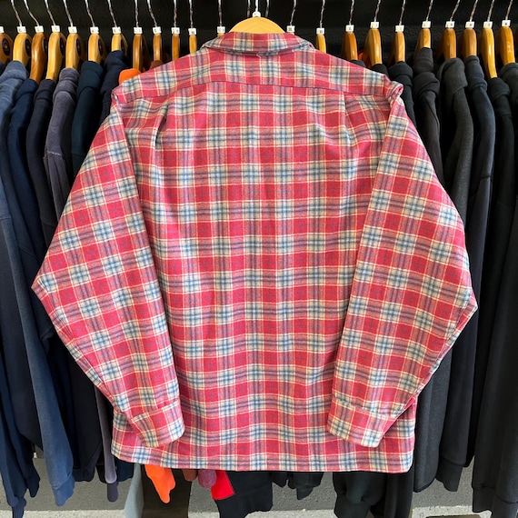 True Vintage 1970’s Pendleton Wool Loop Collar Bu… - image 2