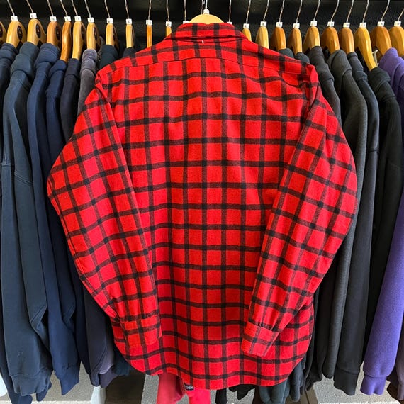 True Vintage 1970’s Pendleton Wool Button Down Ov… - image 3