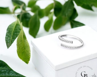 Bague en argent 925 réglable de luxe, belle bague en zircone minimaliste pour femme, petite bague en argent haut de gamme pour femme, cadeau parfait pour elle.