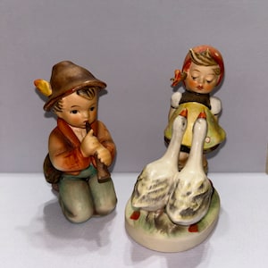 Vintage Goebel  Hummel figurines