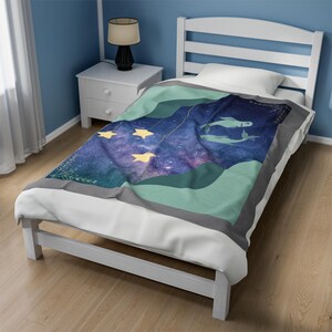 Snuggle up in Celestial Comfort with this Pisces Zodiac Blanket, Water Sign Home Decor Horoscope Astrology Throw, Perfect Birthday Gift!