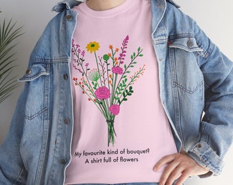 T-shirt fleurs bouquet // T-shirt confortable // Fleurs, bouquet amoureux de la nature // Cadeau pour elle // 6 couleurs // Unisexe - T-shirt homme et femme