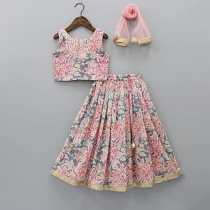 Girls&#39; Floral Lehanga Choli Set: Diwali Festivewear