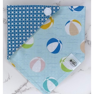 Beach Ball-A-Palooza Reversible Snap-On Katzen / Hunde Haustier Bandana