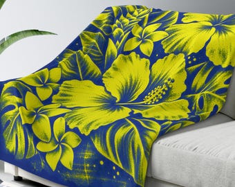 Yellow Hibiscus Floral Sherpa Fleece Blanket | Tropical Flower Print