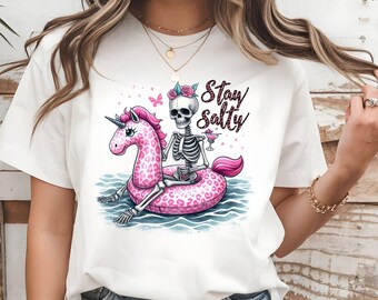 Lustiges Skelett Sommer T-Shirt, Goth Girl Strand Tag Grafik T-Shirt, Bleiben Sie salzig Shirt