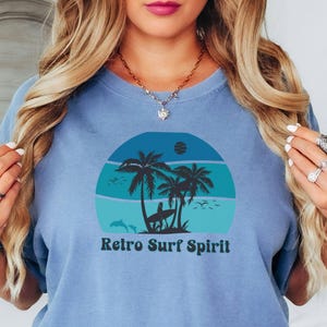 Retro Beach Shirt, Vintage Surf Tee, 80s Surf Graphic Tee, Retro Summer Shirt, Throwback Surfing Shirt, Vintage Surfboard Tshirt, Gift Idea