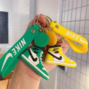 Llavero de nike Etsy Espa a