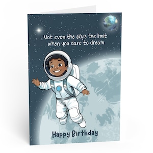Tarjeta de feliz cumpleaños para niño afroamericano, tarjeta hecha a mano personalizada y personalizada, lindo espacio exterior y estrellas, tarjeta de astronauta juguetona para hijo