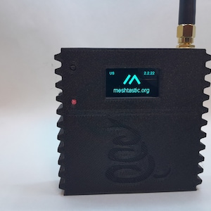 Heltec v3 meshtastic complete 915mhz Heltec V3 Radio node w/ custom case 2000mah battery BLACK