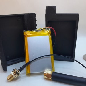 Meshtastic Wisblock HEAVY DUTY case & Battery. Includes, antenna and 2000mah battery only. BLACK