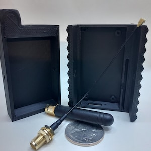 Meshtastic Wisblock HEAVY DUTY radio node case with antenna only. BLACK