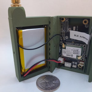 meshtastic complete RAK wisblock node ready to use 915mhz  Radio node w/ custom case 2000mah battery GREEN