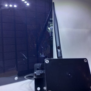 Solar Meshtastic Relay Station 868mhz Radio Long Range LoRa RAK Wisblock Flashed solar node RAK wisblock ready to use, repeater node