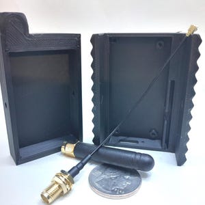 Meshtastic MESHCORE Wisblock HEAVY DUTY radio node case with antenna only. black