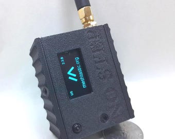 Meshtastic complete Node 915MHz Radio Node: Heltec V3, Custom Black Case, 2000mAh Battery