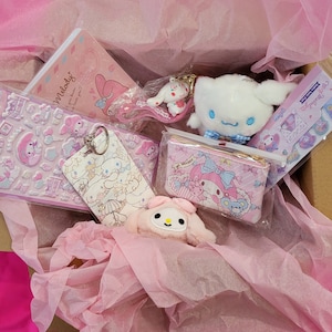 Coffret mystère Sanrio boîte mystère kawaii Coffret cadeau Sanrio cuillère sanrio kawaii Papeterie boîte kawaii cadeaux doudou sanrio boîte japon image 5