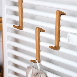 Wooden towel hook for wall, oak Coat Hook Wall Mount, Decorative Wall Hooks Modern, Home Decor Gift, House Decor,N21 Craman Germany