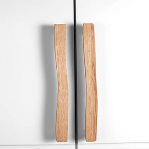 Maniglia rustica in rovere massello per mobili – Maniglia verticale minimalista in legno per armadi e mobili IKEA | maniglia per cucina v1 e v2, Craman