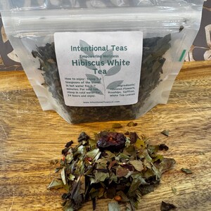 Hibiscus White Tea A refreshing, antioxidantrich blend that combines the delicate flavor of white tea with the vibrant,tangytaste ofhibiscus