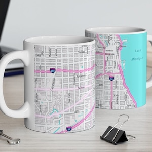 Taza de café con el mapa de Chicago, mapas, amante de Chicago, regalo de viaje, regalo para un amigo, regalo de oficina, amante del café. Cantidad: 1