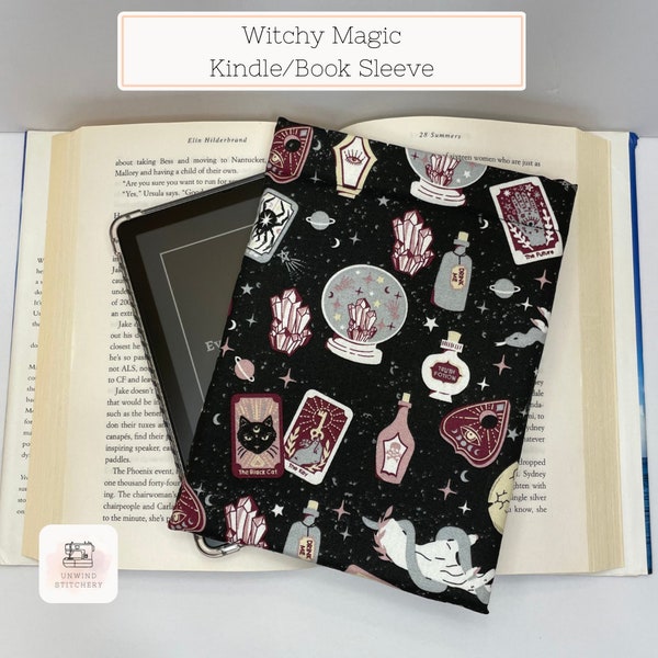 Padded Kindle Sleeve | Book Sleeve |  Kindle Paperwhite | Kindle Oasis | Paperback and Hardback - Witchy Magic