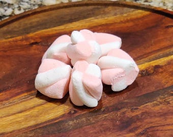 Freeze Dried Peppermint Marshmallow Twists