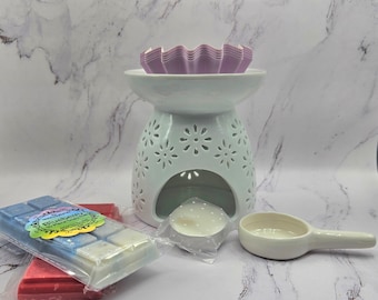 Wax Melt Starter Kit: Ceramic Warmer, Candle Spoon & Surprise Snap Bars