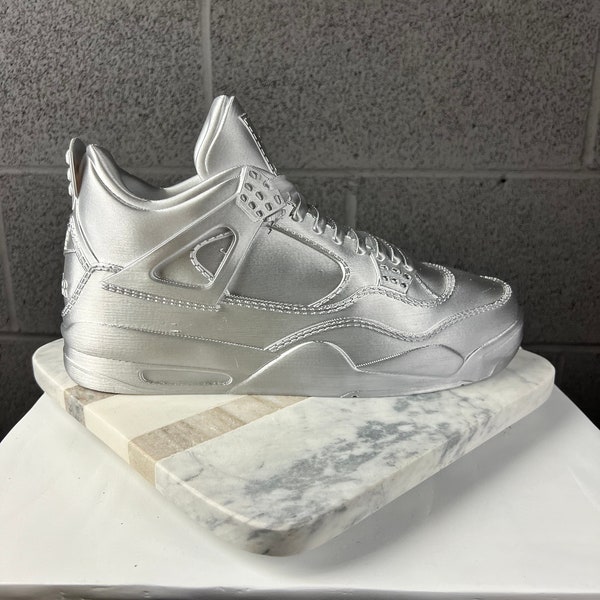 Air Jordan 4 schoen Metallic zilver | 3D-print | Air Jordan woondecoratie | Cadeau voor hem | Cadeau voor haar | unieke cadeaus | Air Jordan 4-sculptuur