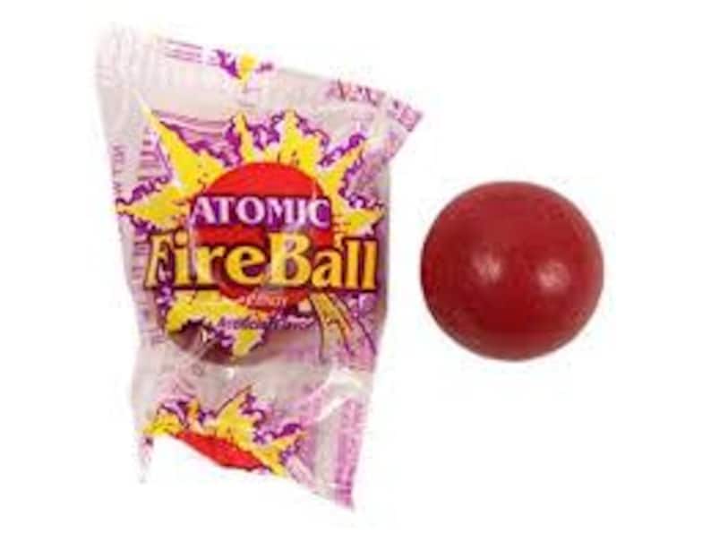 Bolas de fuego atómicas - Dulces nostálgicos imagen 2