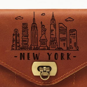 Cartera de piel personalizada con diseño neoyorquino para mujer, ideal para el Día de la Madre, con un bonito monedero grabado de la ciudad, cartera grande para mujer, regalo para mujer.