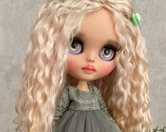 Poupée Blythe personnalisée blythe ooak