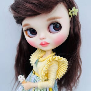 OOAK Custom Blythe Doll: Flexible Articulation, Natural Hair